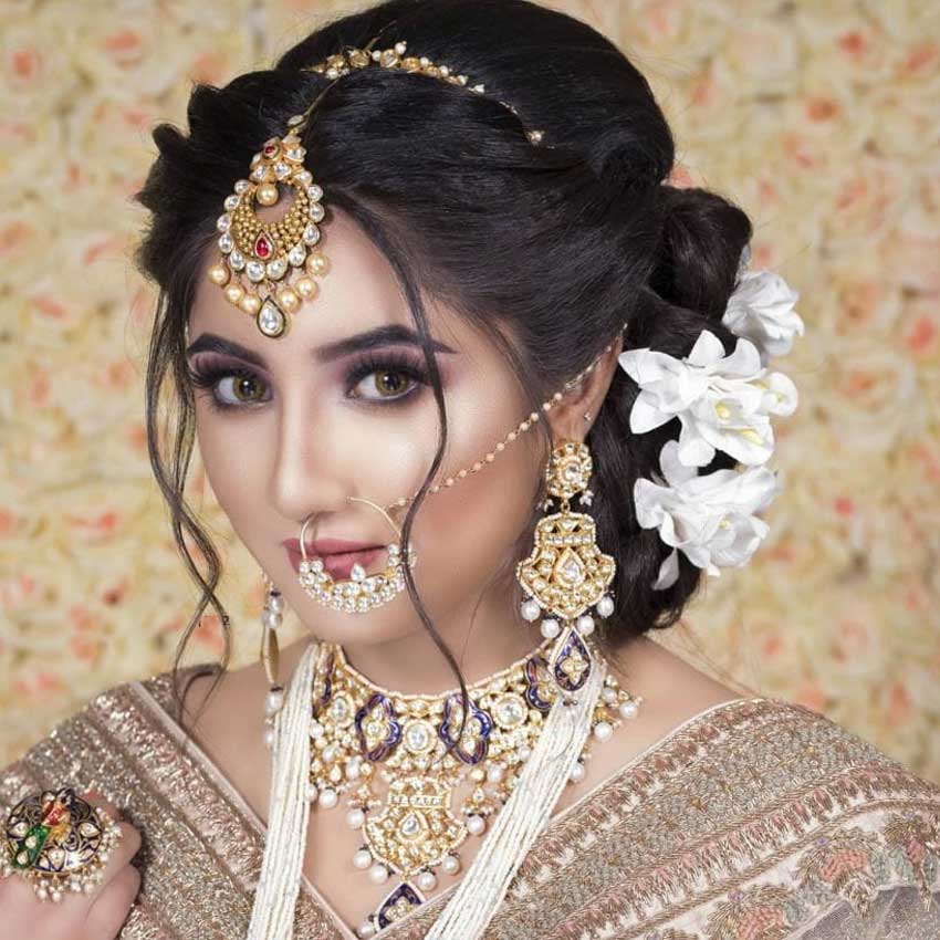 Wedding hairstyle ideas for mehndi, sangeet, wedding & reception! | Bridal  Look | Wedding Blog